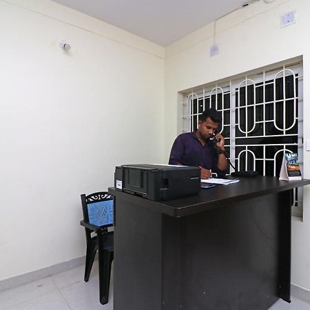 Oyo Hotel Ayush Palace Cuttack Exterior foto