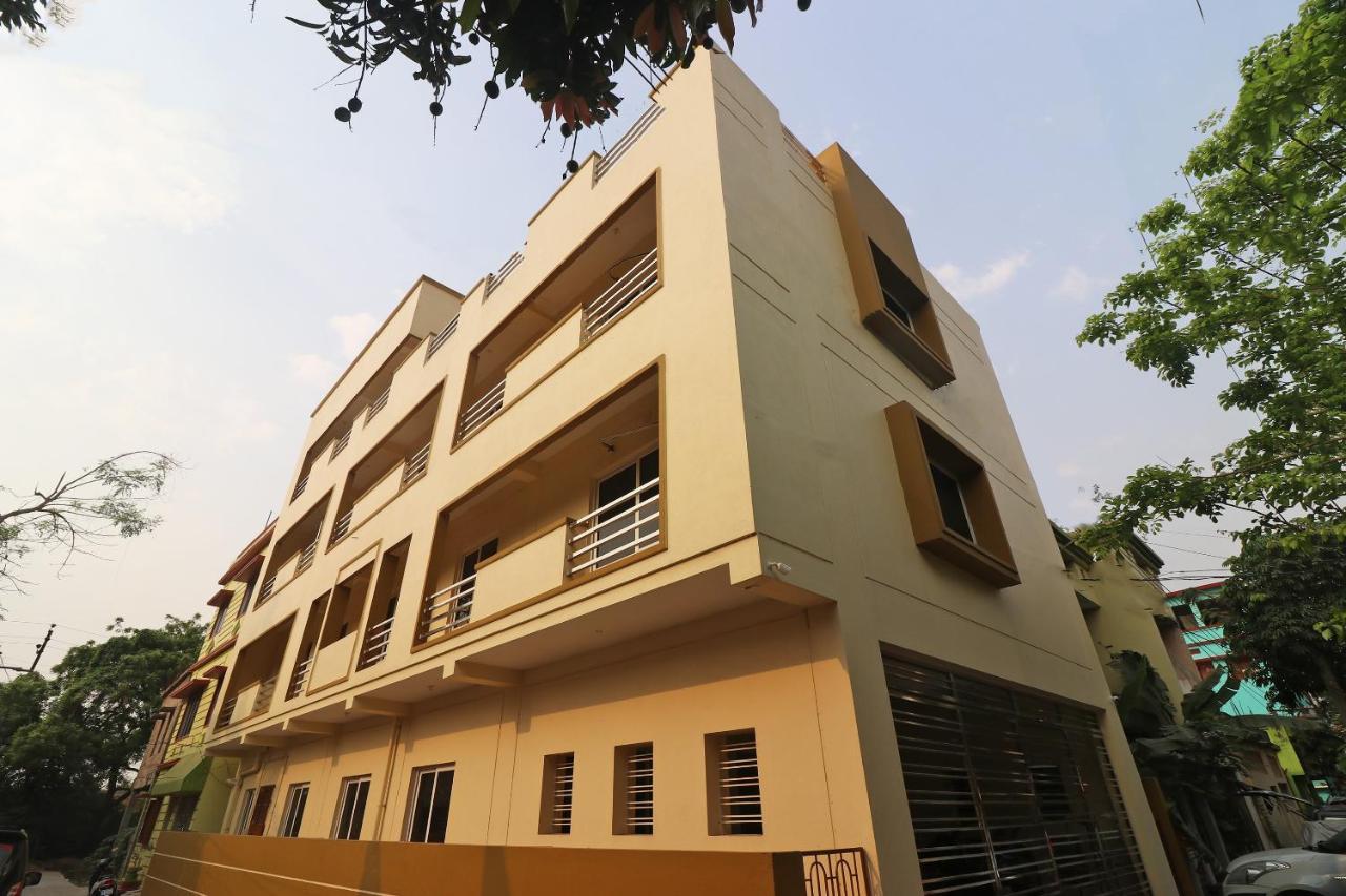 Oyo Hotel Ayush Palace Cuttack Exterior foto